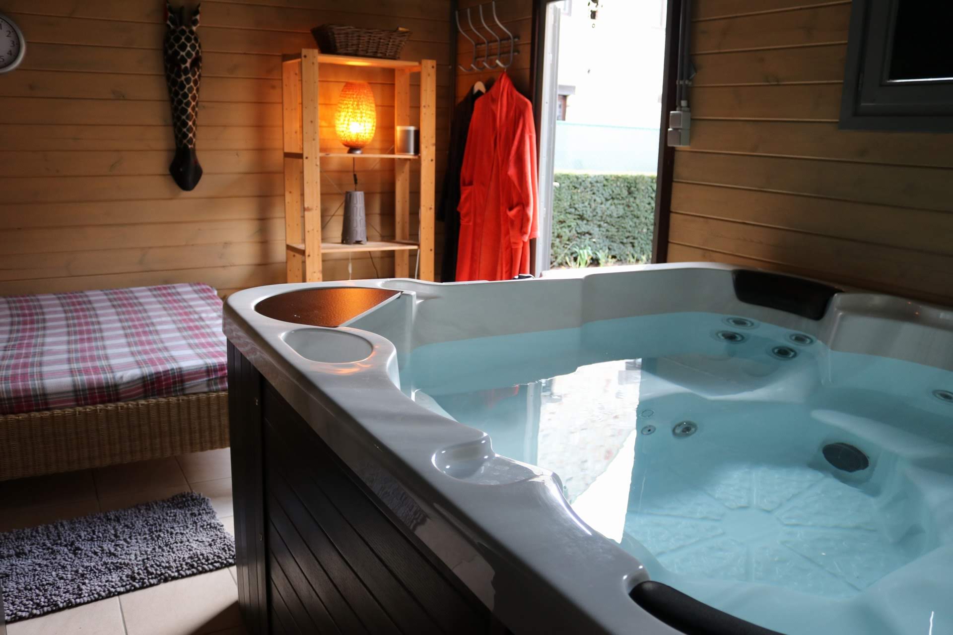 WhatsApp Image 2025-12-01 at 20.39.45